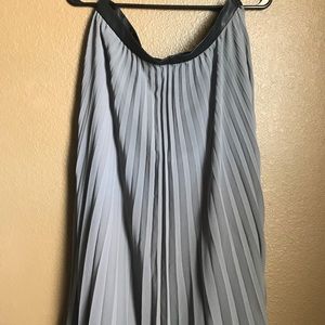 Banana Republic accordion pleat midi skirt gray